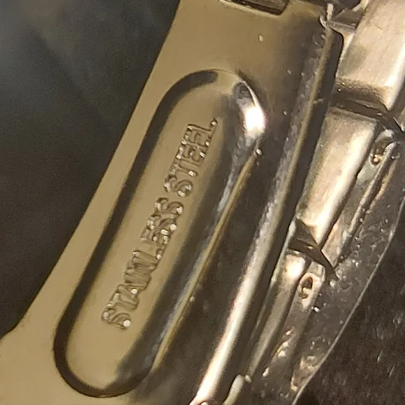 Older Pulsar Watch With Case Untested - Picture 14 of 15